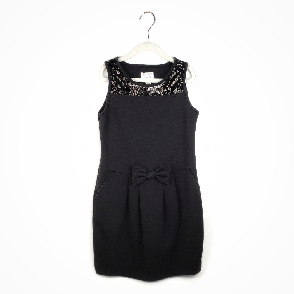 Place Simple Black Dress for Girls